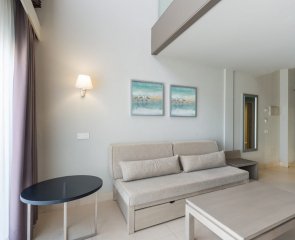 Stampe-hotel-su-misura-sardegna-mare